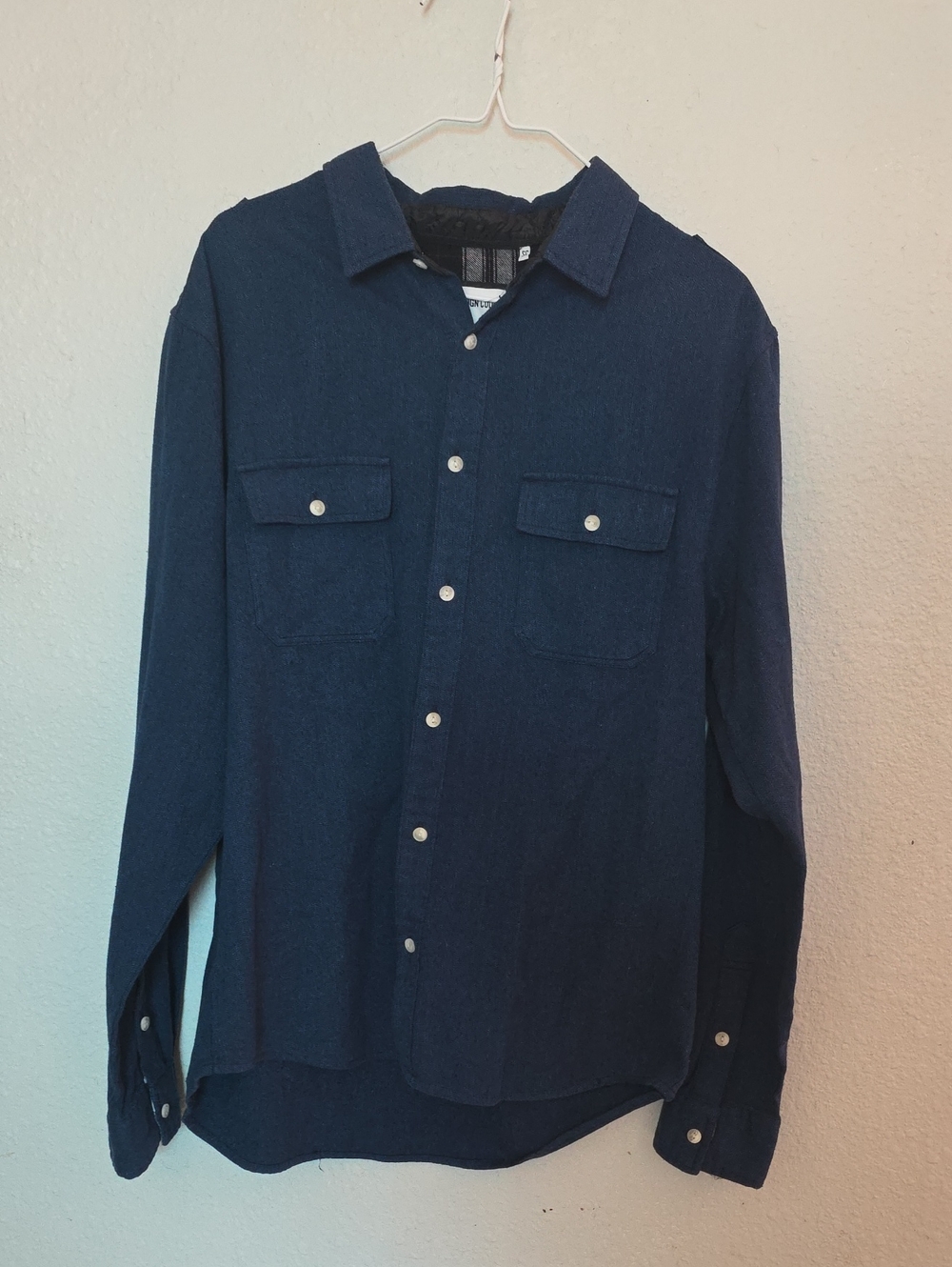 Sovereign Code Men's Casual Button-Down Shirt in Deep Navy